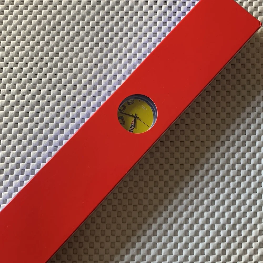 Swatch Watch - GZ342 - SERIOUS ACTION by Tatham & O'Sullivan